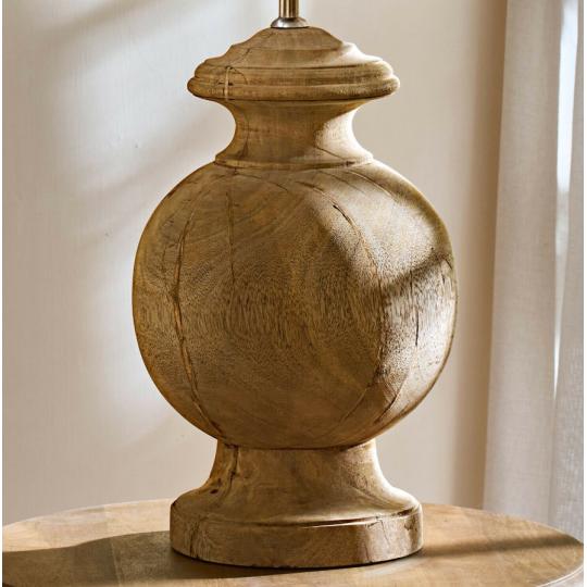 klasszikus fa asztali lampa elegans polgari mediterran country provence provanszi len mangofa lampaernyo haloszoba nappali olvasolampa vilagitas rusztikus videk balaton nyaralo lameridiana 2.jpg